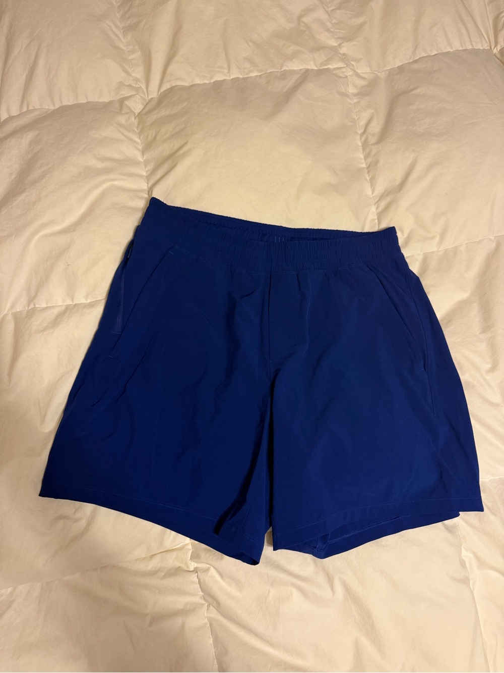 lululemon Pacebreaker Royal Blue 7inch inseam Size L never worn shorts for men